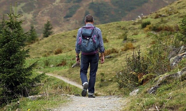 bajar de peso caminando cuántos pasos hay que dar
